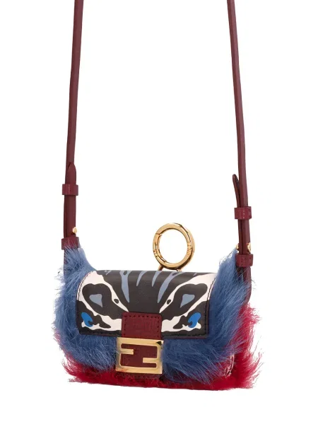 Pandantiv Fendi din piele albastru