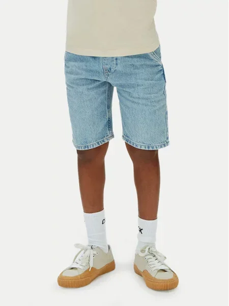 Calvin Klein Jeans Farmer rövidnadrág Skater világoskék