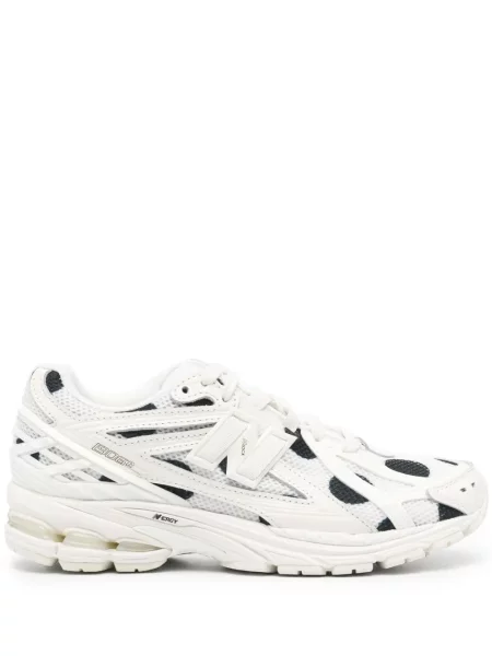 Puntíkaté tenisky New Balance