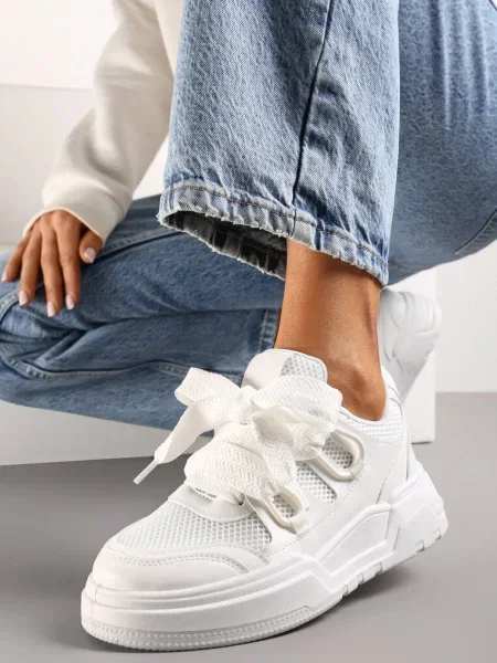 Sneakerși Albi pe Talpă Groasă cu Șireturi Decorative Zeldema alb