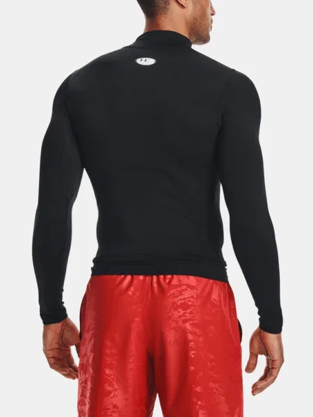 Спортна тениска Under Armour с дълъг ръкав черно