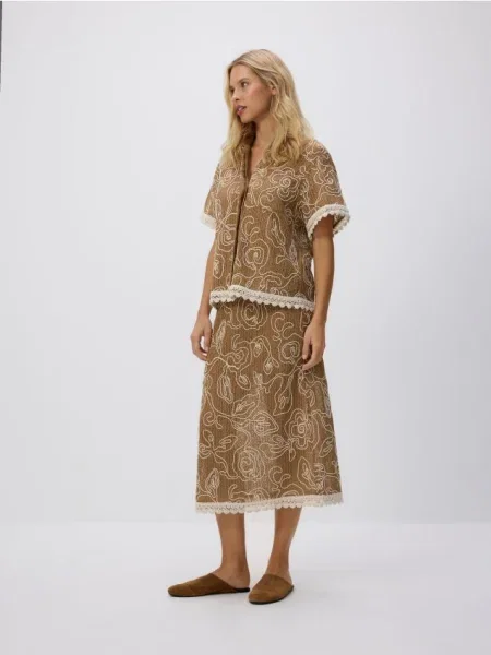 Reserved Спідниця з вишивкою бежевий