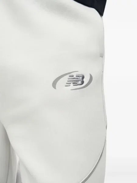 Панталон New Balance бродирани черно