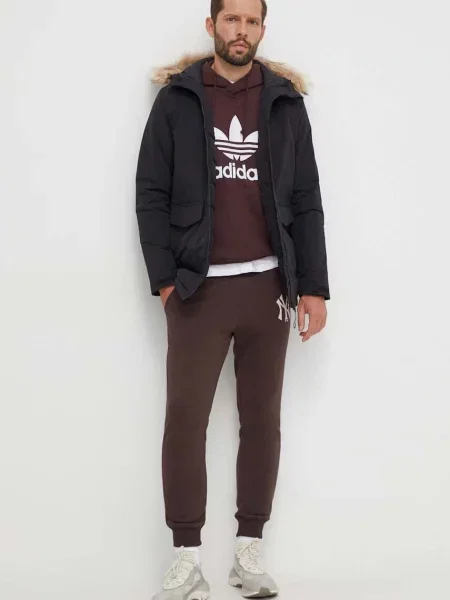 Яке adidas 0 зимен модел черно