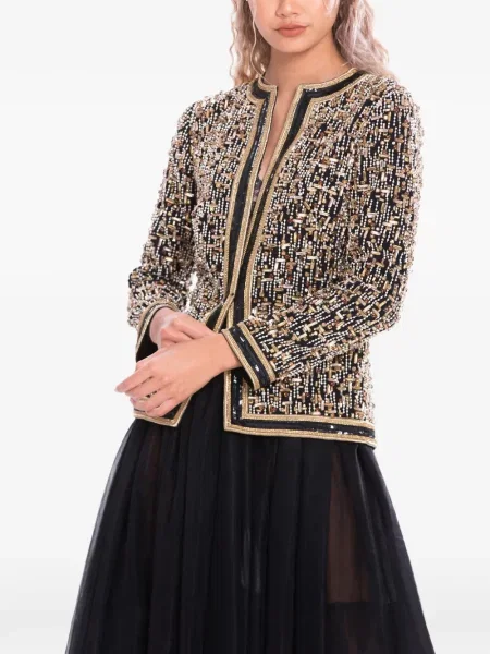 Dzseki Dina Melwani fekete