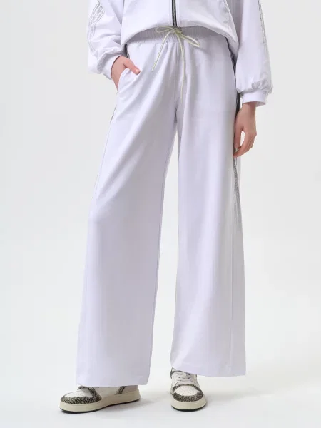 Костюмный спортивный костюм J.b4 Just Before белый