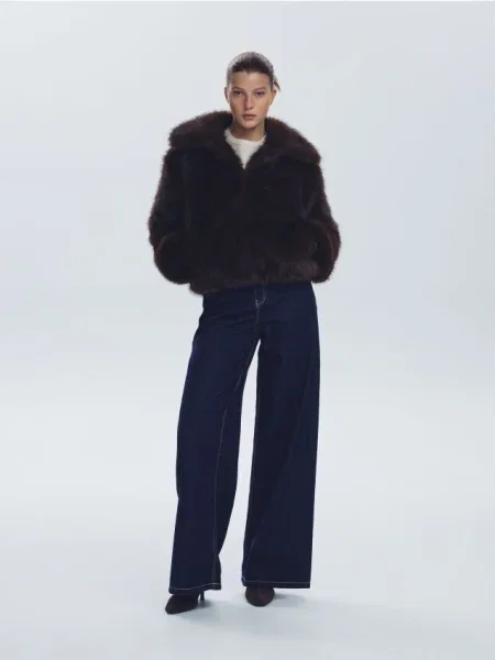 Reserved Haină din blană artificială cu guler maro-închis maro