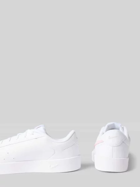 Sneakersy z detal z logo Nike białe