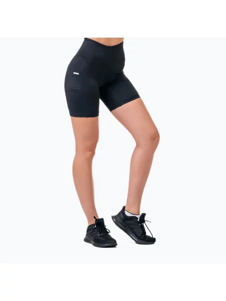 Pantaloni scurți de antrenament pentru femei NEBBIA Biker Fit & Smart negri