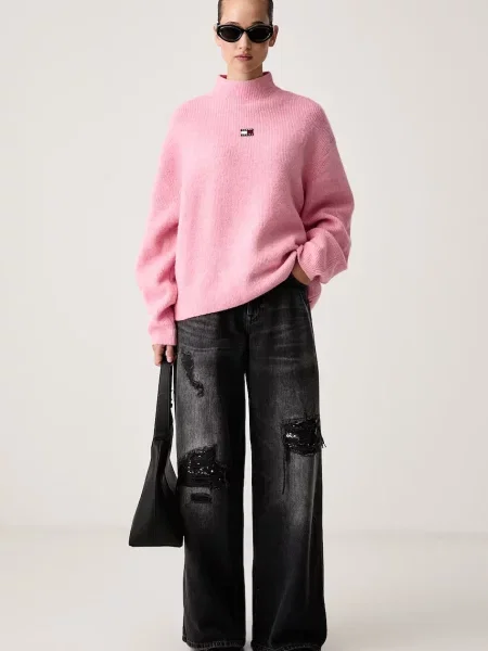 Tommy Jeans pulover z volno roza
