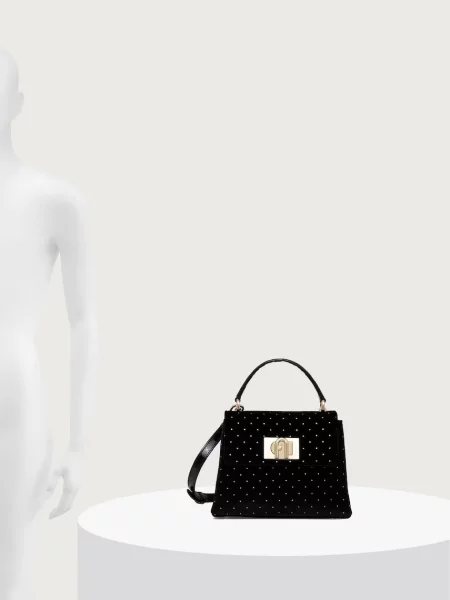 Топ Furla