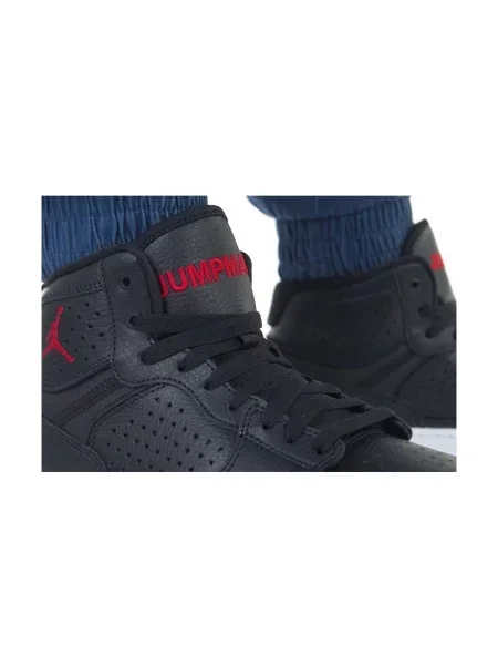 Členkové topánky Nike čierna