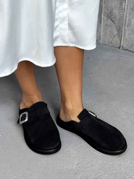 Замшевые сабо Innoe черные