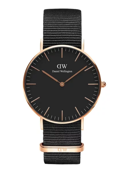 Класически часовници Daniel Wellington черно