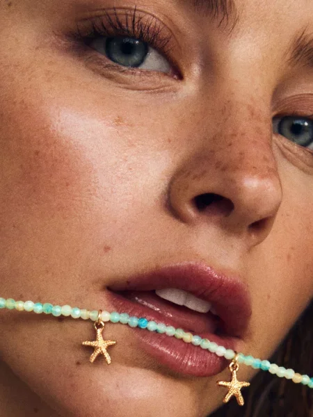 Bershka Retiazka LARIAT zlatá