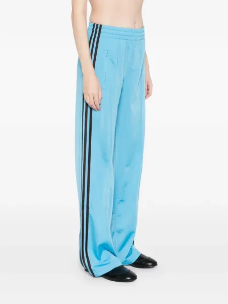 Haftowana podkoszulka Adidas na ramiączkach do biegania brązowa