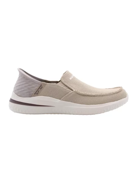 Półbuty Skechers beżowe