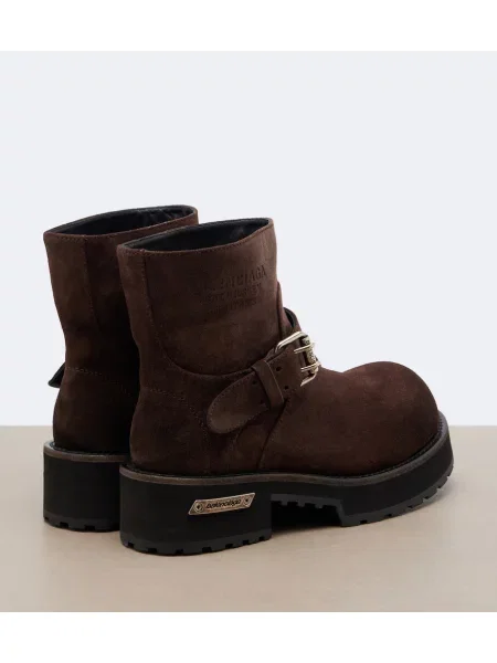 Cizme scurte Balenciaga din piele de căprioară maro