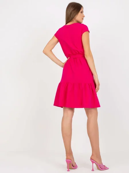 Oblekové šaty Fashionhunters fuchsia