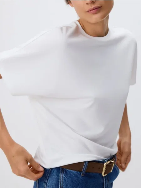 Reserved Tricou oversized cu adaos de modal alb