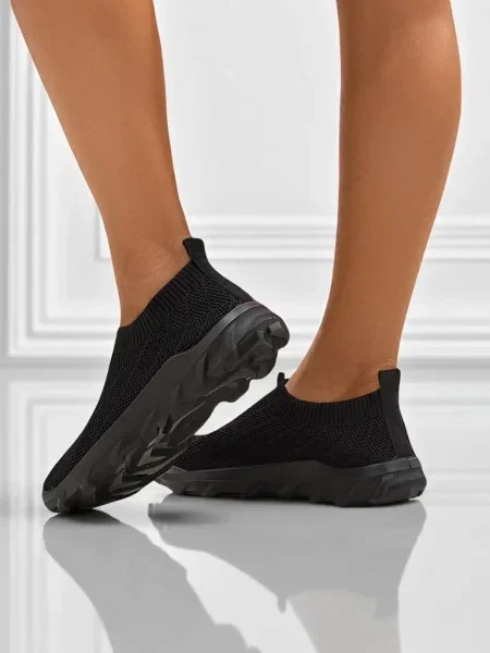 Slip on tenisky Resti čierna