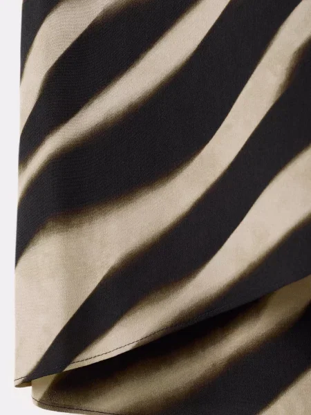 Блуза MANGO чорний