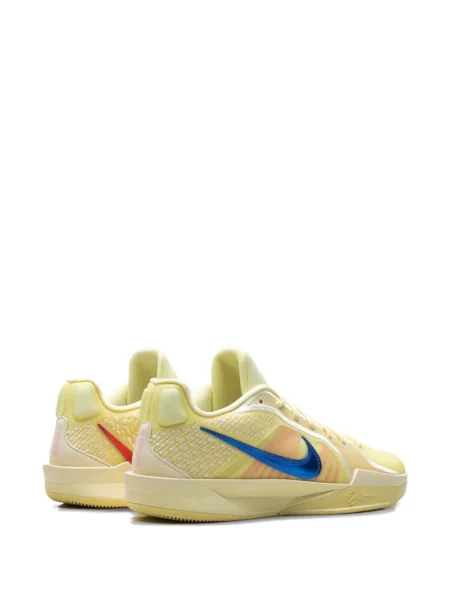 Sneakerși Nike galben
