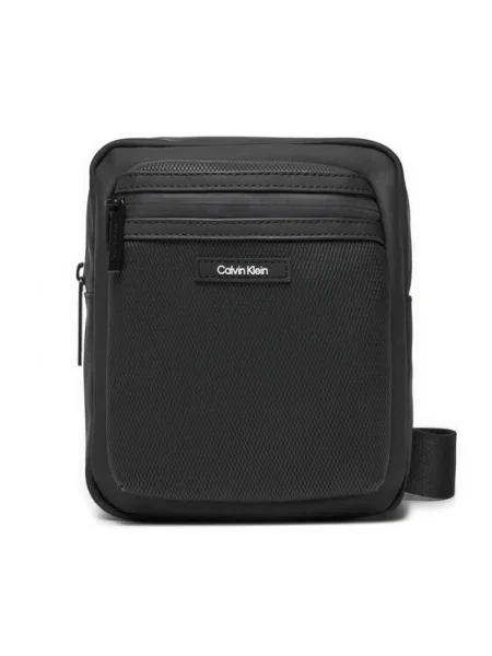 Geantă crossbody Calvin Klein negru