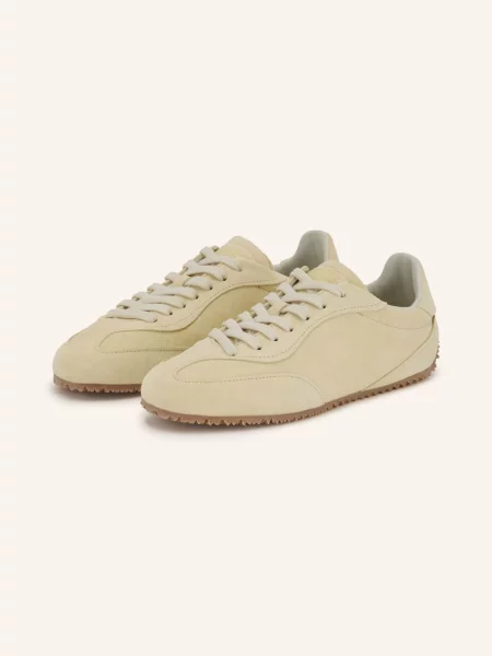Axel Arigato Sneakersy Daze tmavě žlutá