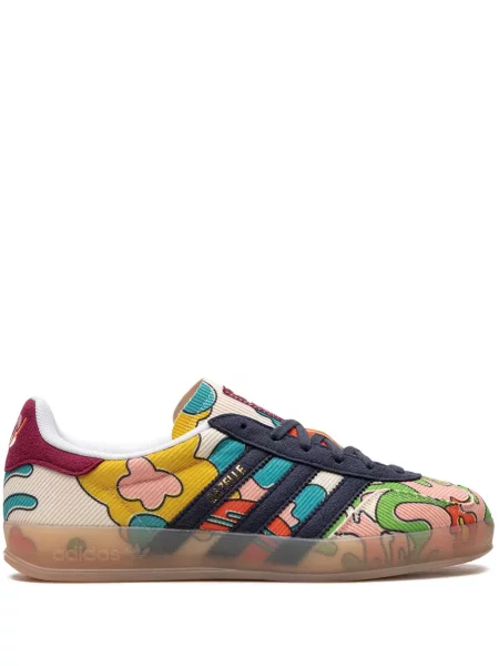 Sneakerși Adidas Gazelle de catifea cord alb