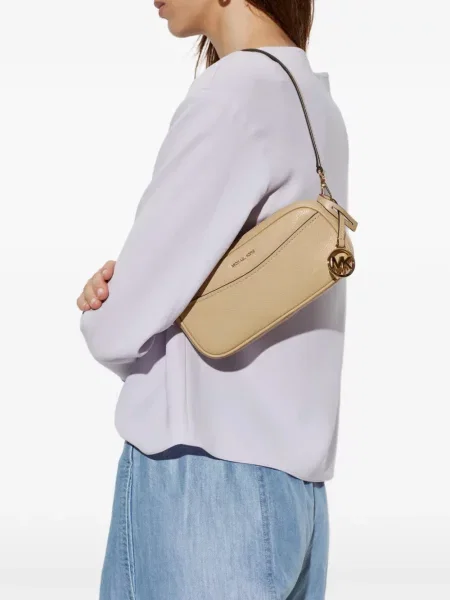 Geantă Michael Michael Kors din piele cu volane roz