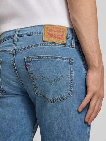 Jeansy o kroju slim fit z mieszanki bawełny model SLIM' Levi's niebieskie