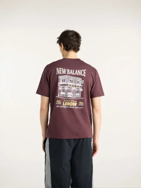 Футболка New Balance коричневий
