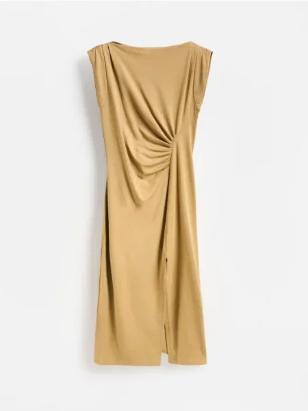Reserved Rochie din cu pense verde-oliv verde