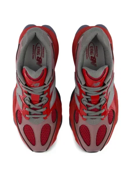 Маратонки New Balance червено