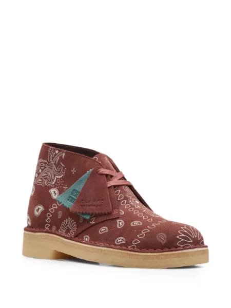 Пустинни ботуши Clarks Originals с пейсли десен червено