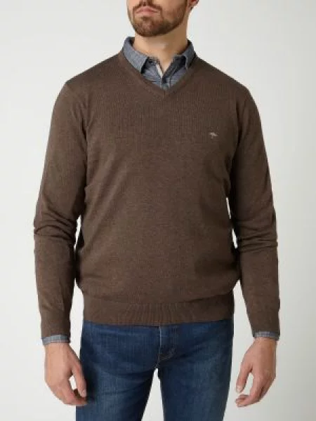 Sweter z dekoltem w serek Fynch-hatton brązowy