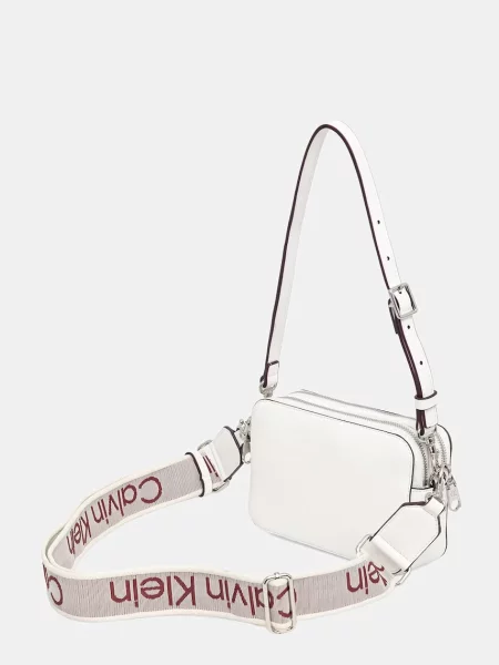 Torebka Calvin Klein na ramiączkach biała