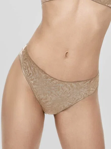 Женские трусики стринг с кружевом бежеві