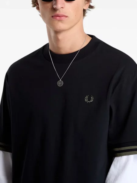 Tricou Fred Perry cu decolteu rotund negru