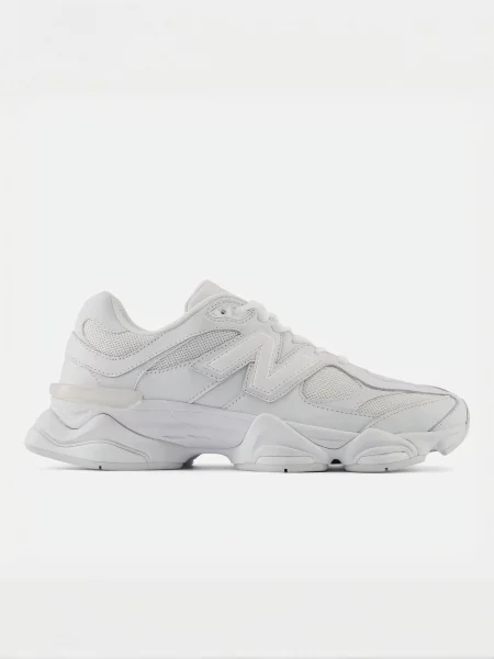Кожаные повседневные кроссовки New Balance 990 белые
