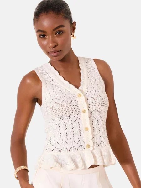 Lipsy Top brodat alb