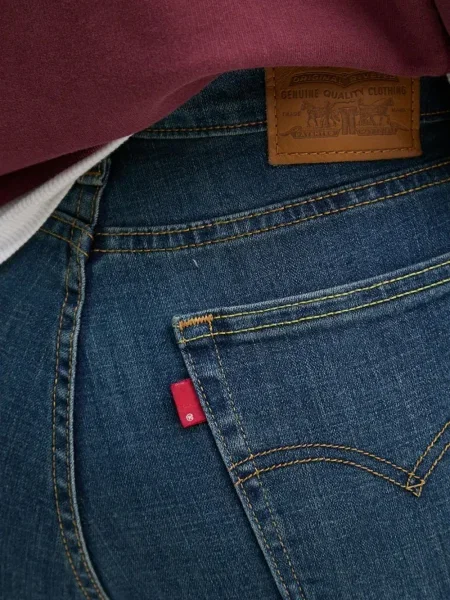 Blugi Levi's® de catifea cord cu șireturi cu platformă negru