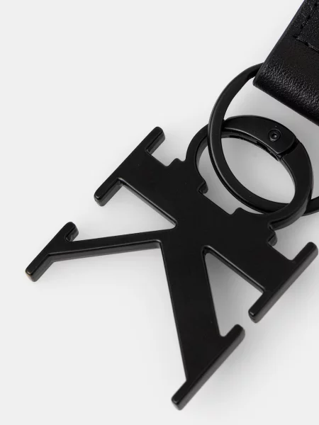 Calvin Klein Obesek Bold Ck Carabiner Key Fob črna