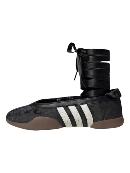 Kvetinové tenisky Adidas čierna