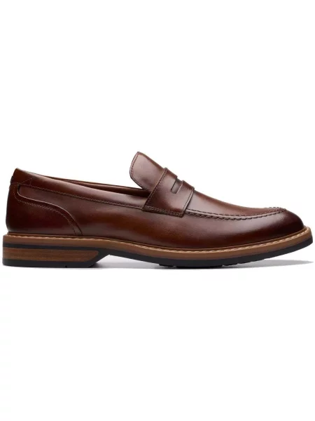 Pantofi Clarks maro