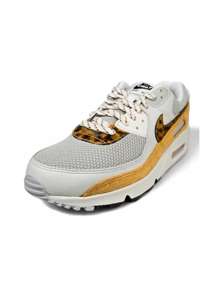 Pantofi Nike portocaliu