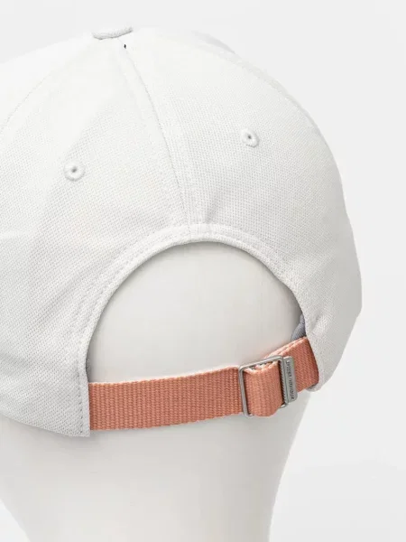 Кепка Under Armour з аплікацією бежевий