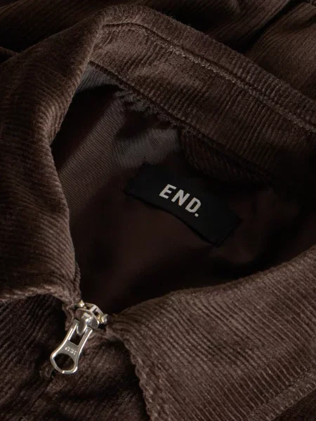 Kurtka End.