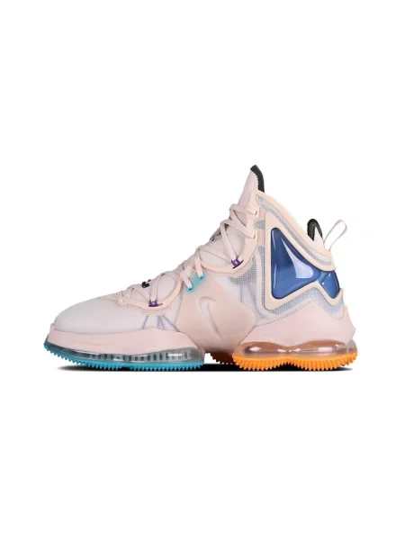 Pantofi Nike roz